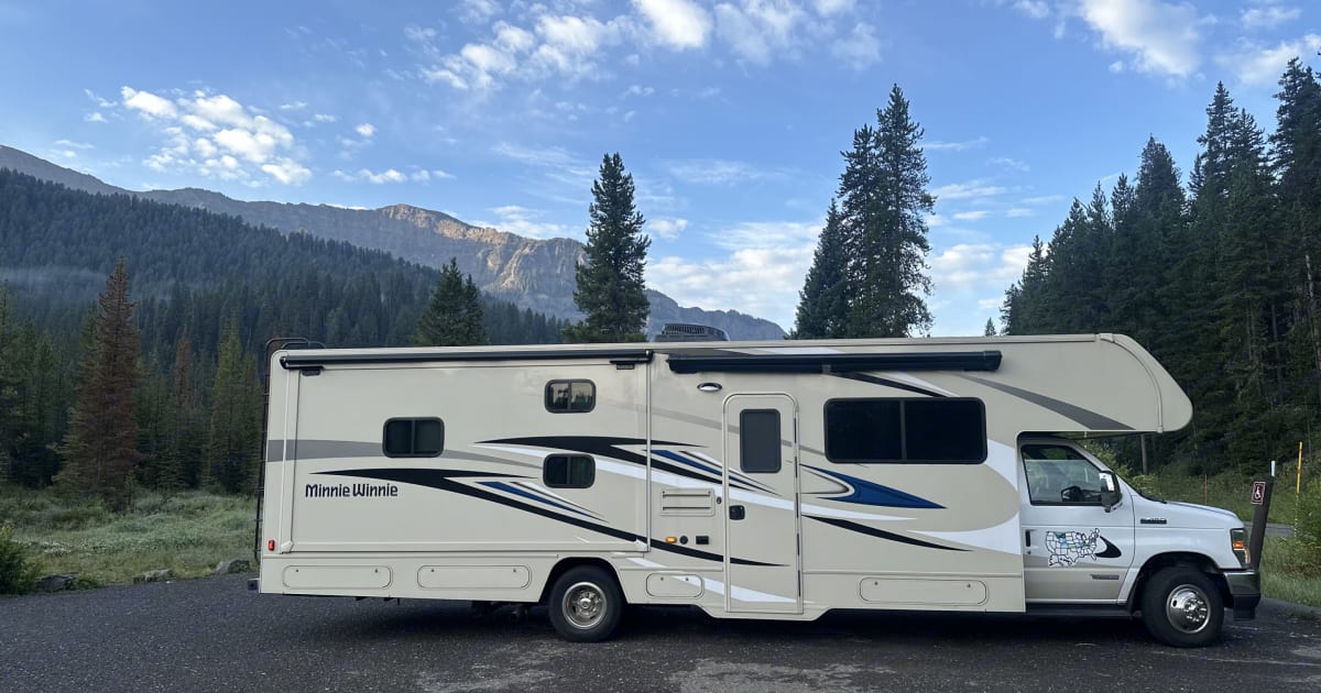 2022 Winnebago Minnie Winnie Class C Rental in Fanwood, NJ | Outdoorsy