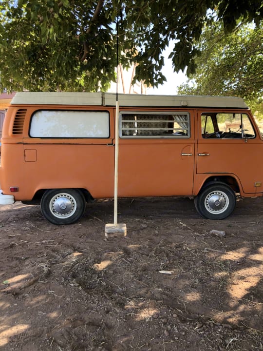 Photos  1973 Volkswagen T2 Westfalia Camper van Rental in