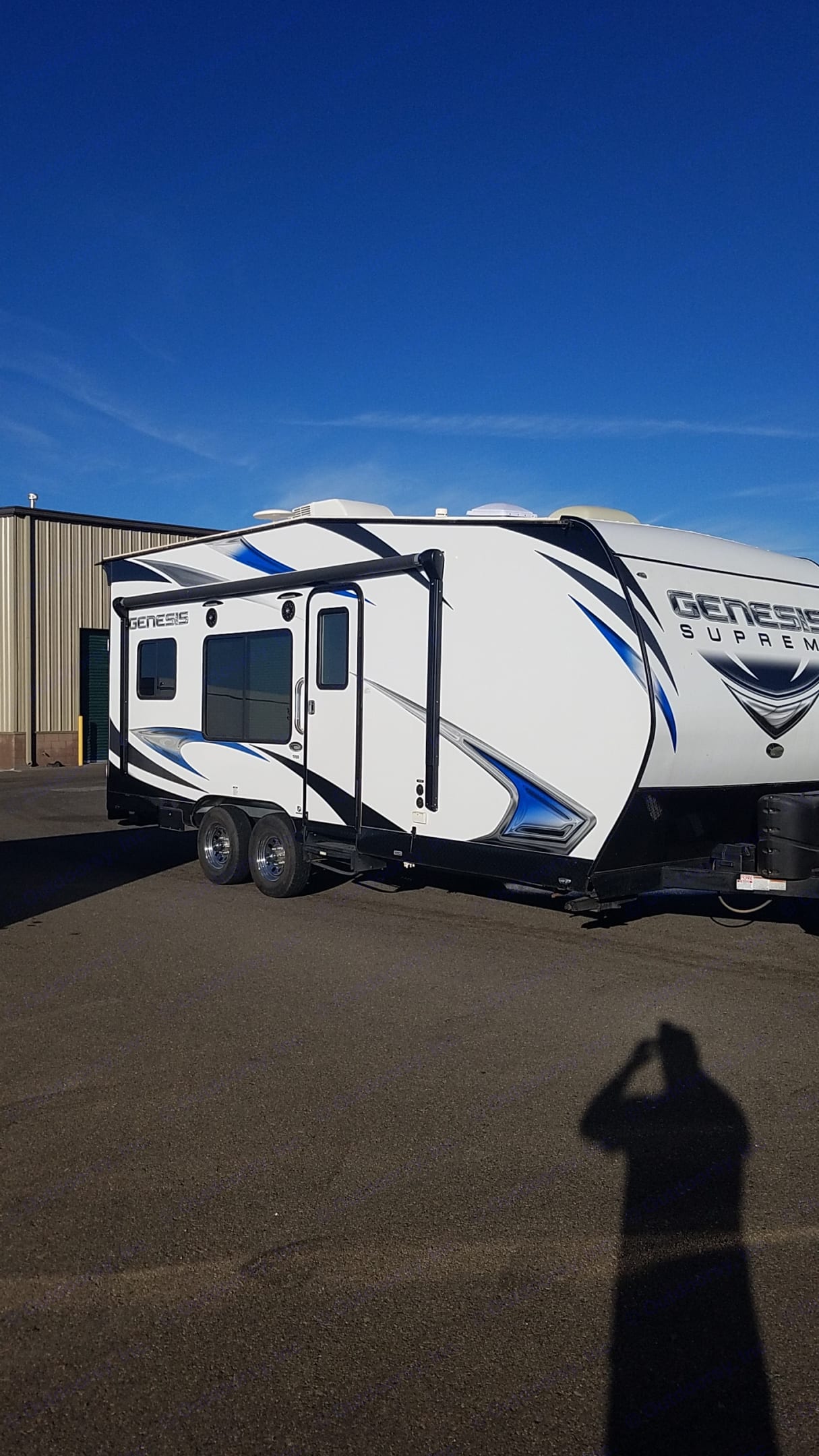 2017 Genesis Supreme Rv Genesis Supreme Toy Hauler Rental in Wildomar