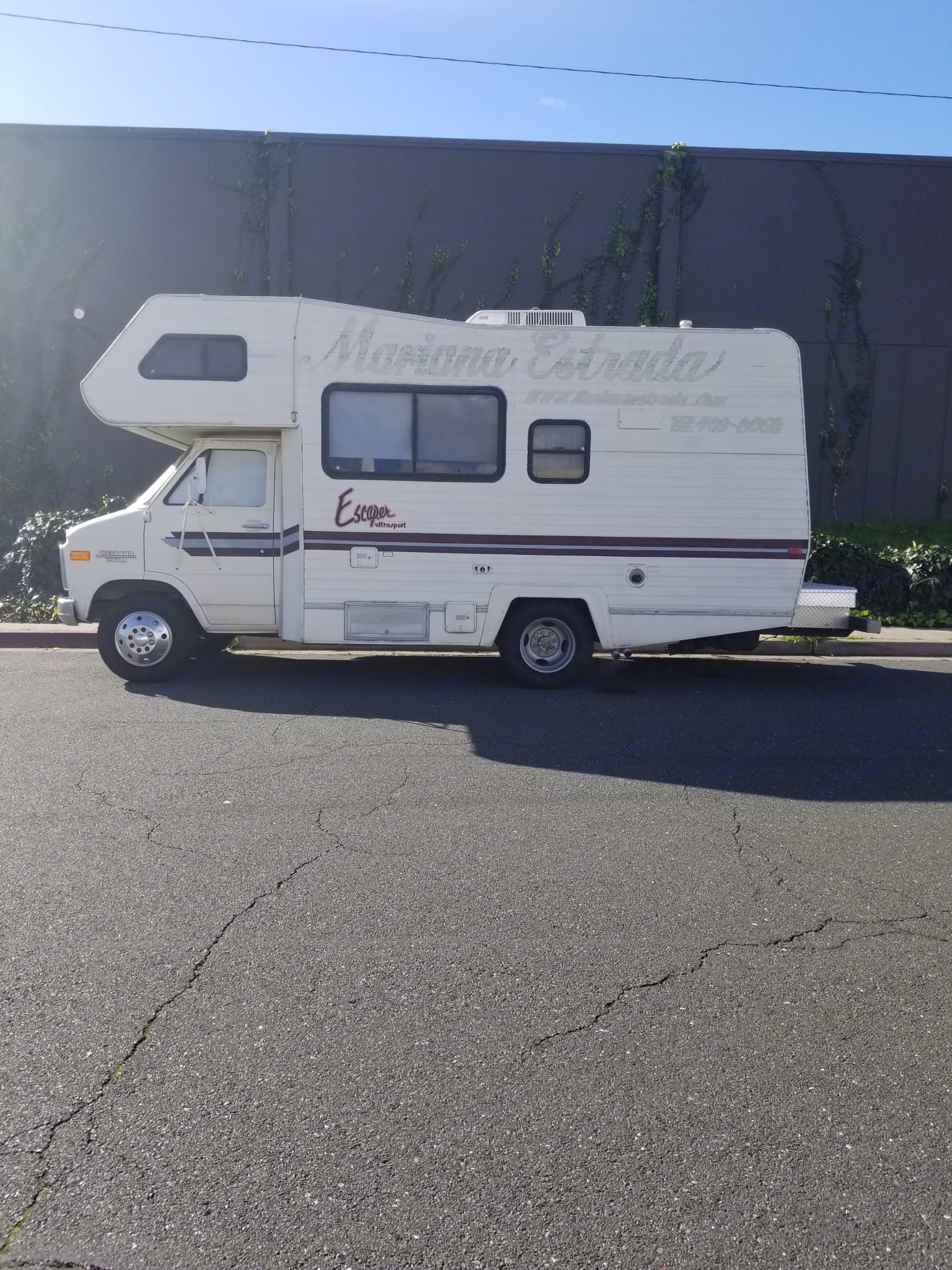 1989 Damon Escaper Class C Rental in Fremont, CA Outdoorsy