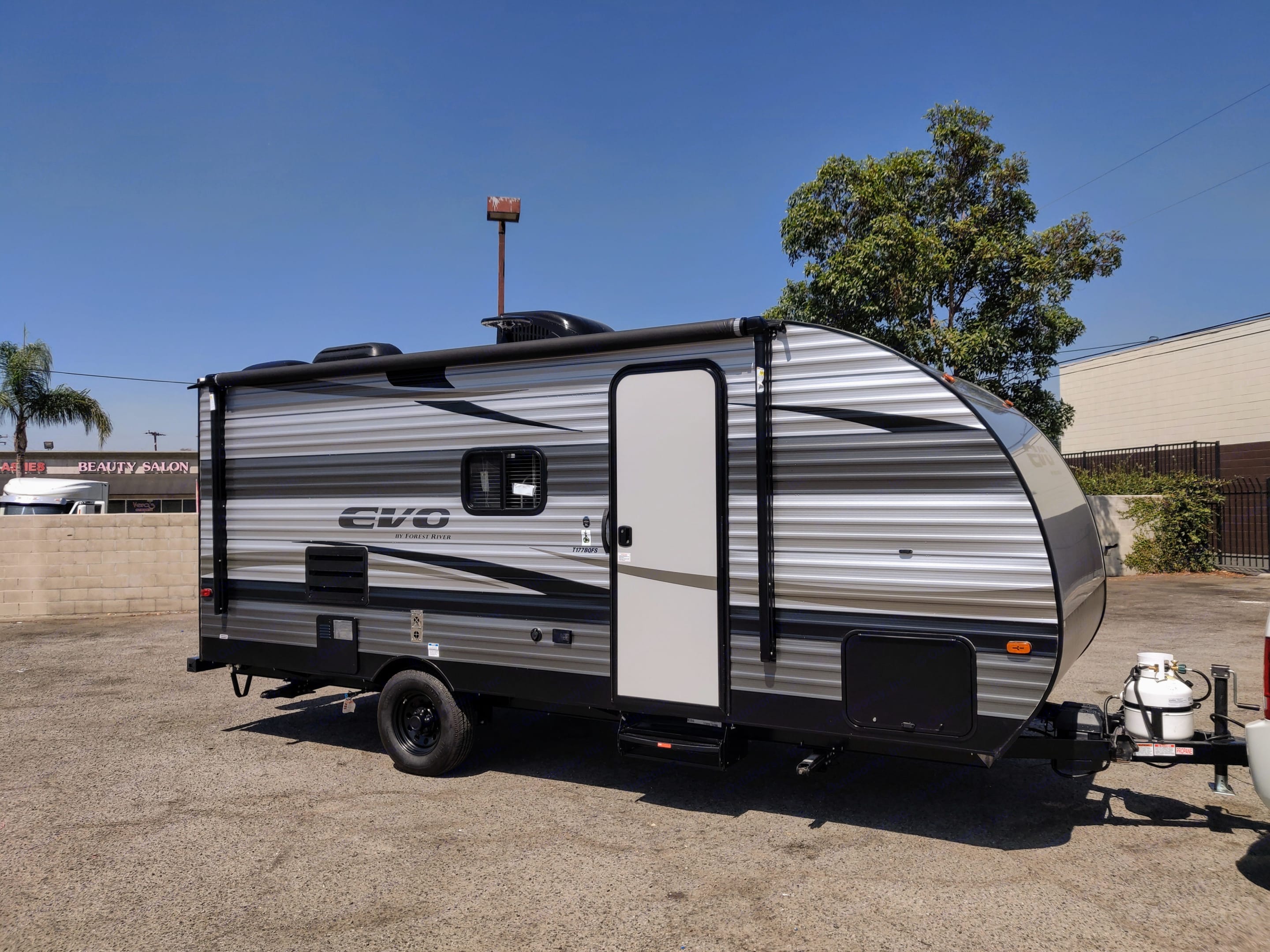 evo 26 ft travel trailer