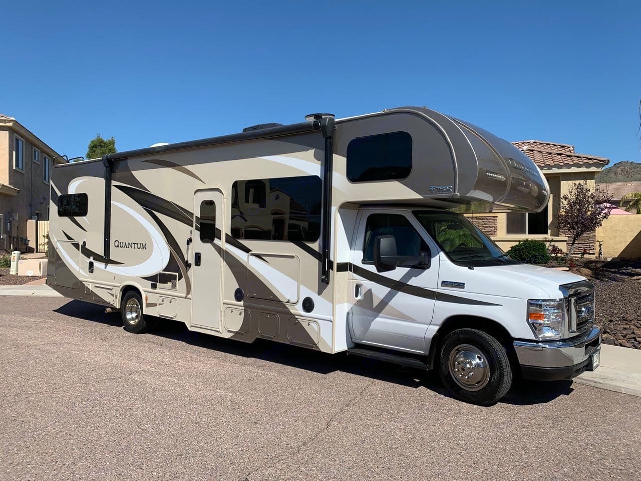 2018 Thor Motor Coach Quantum Class C Rental in Phoenix, AZ | Outdoorsy