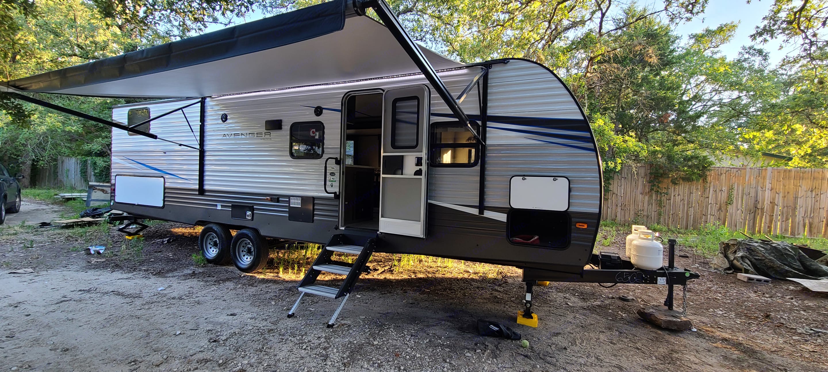 Photos 2020 Prime Time Avenger Travel Trailer Rental in Bastrop, TX