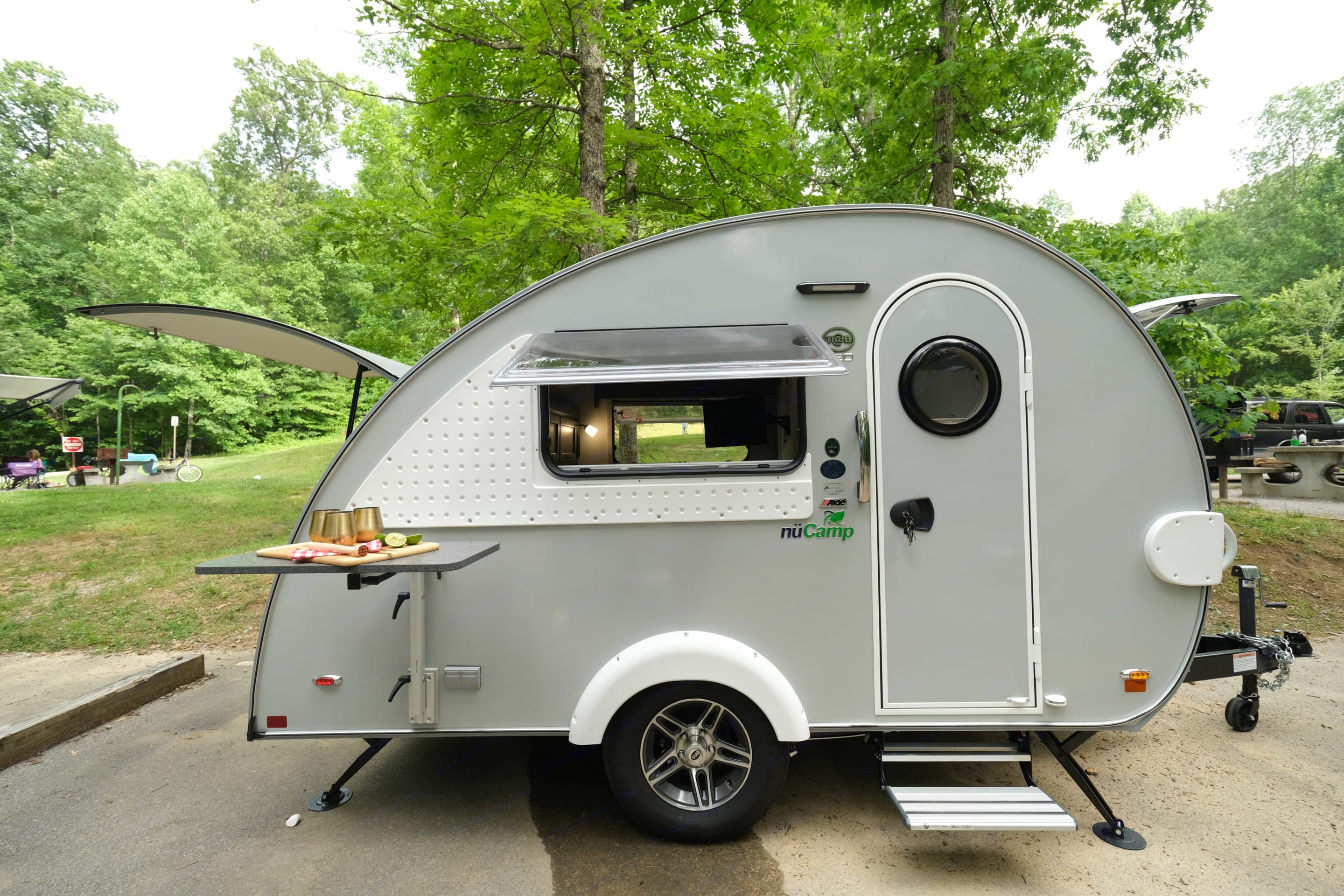 2020 TB 320 CS S Clamshell Travel Trailer Rental in Knoxville, TN