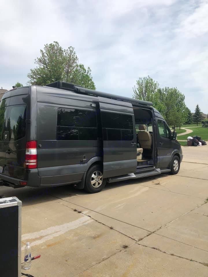 2009 Dodge Sprinter 2500 170ext Class B Rental in Orlando, FL | Outdoorsy