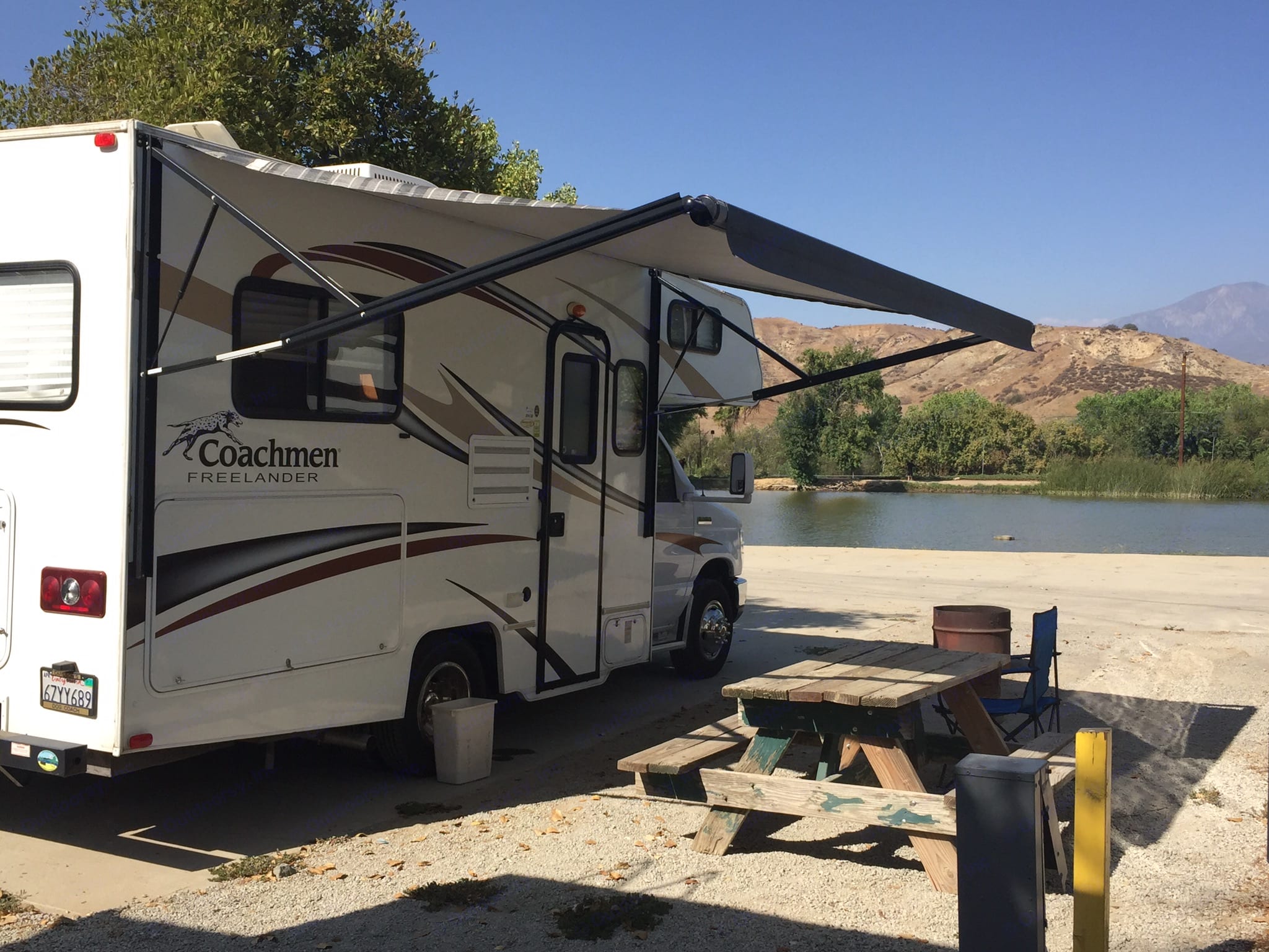 13 Coachmen Freelander Class C Rental In Adelanto Ca Outdoorsy 13 Coachmen Freelander Class C Rental In Adelanto Ca Outdoorsy
