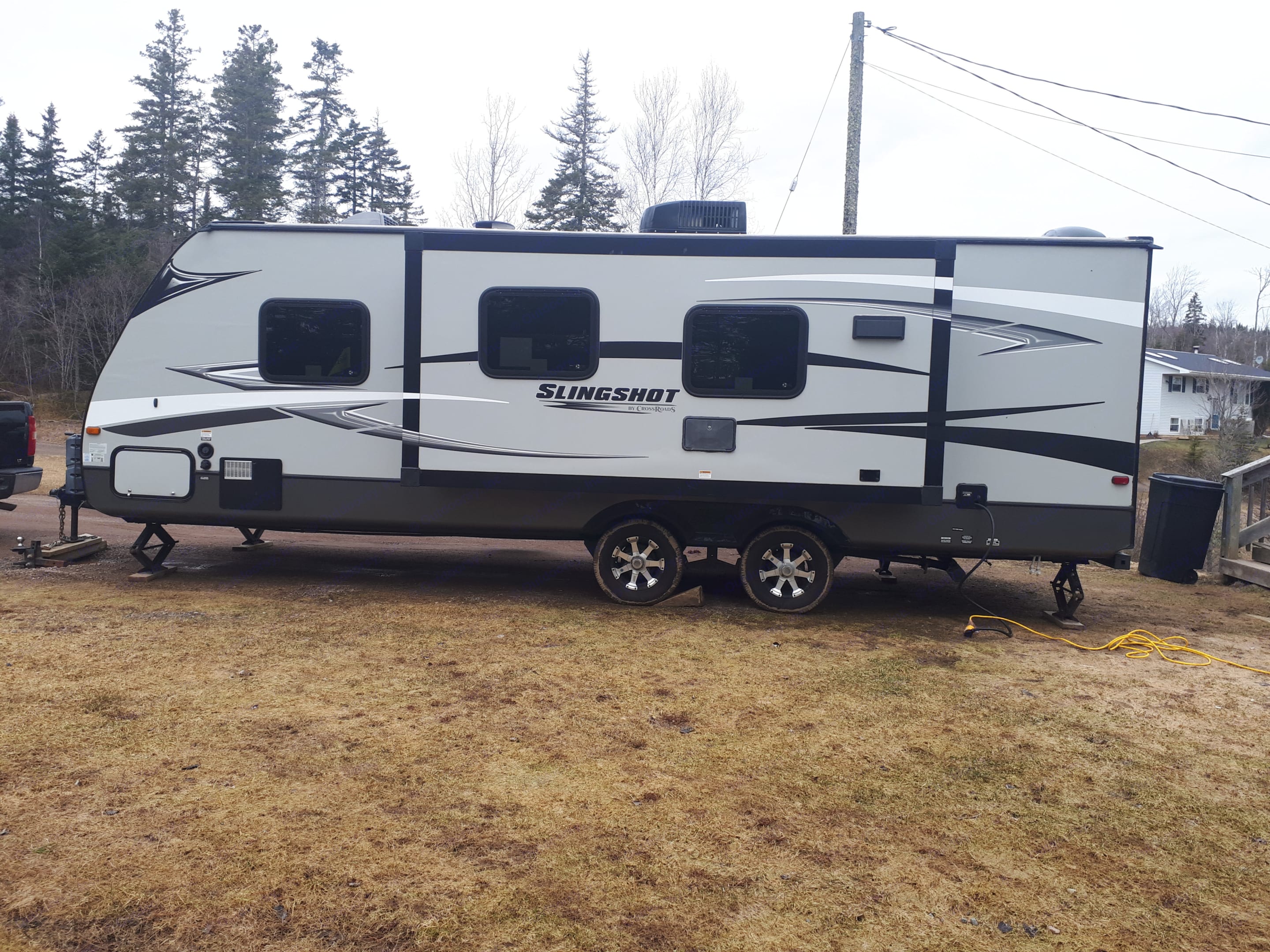 2013 Crossroads Slingshot Travel Trailer Rental in Central North River