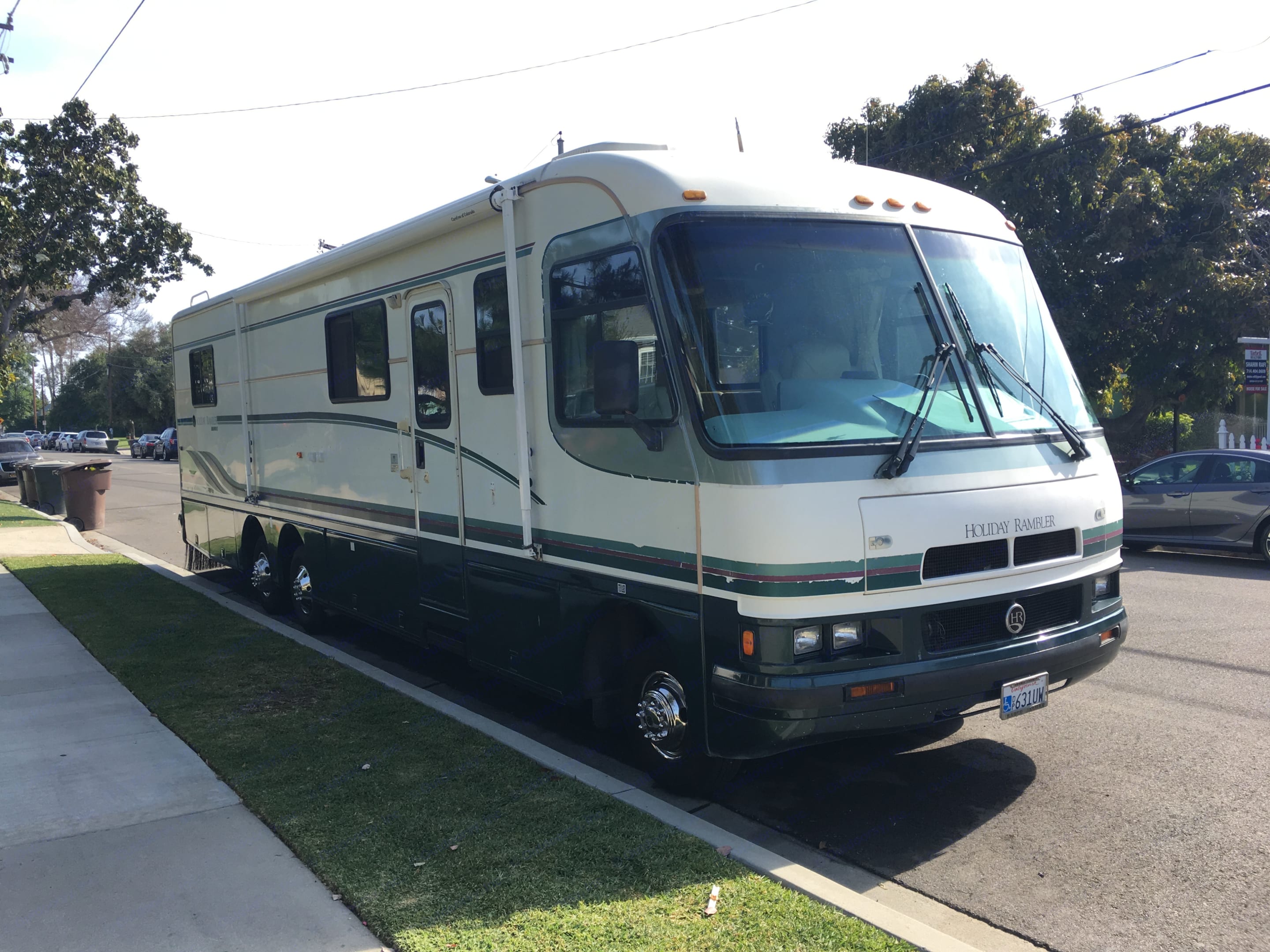 1996 Holiday Rambler Endeavor LE Class A Rental in Anaheim, CA Outdoorsy