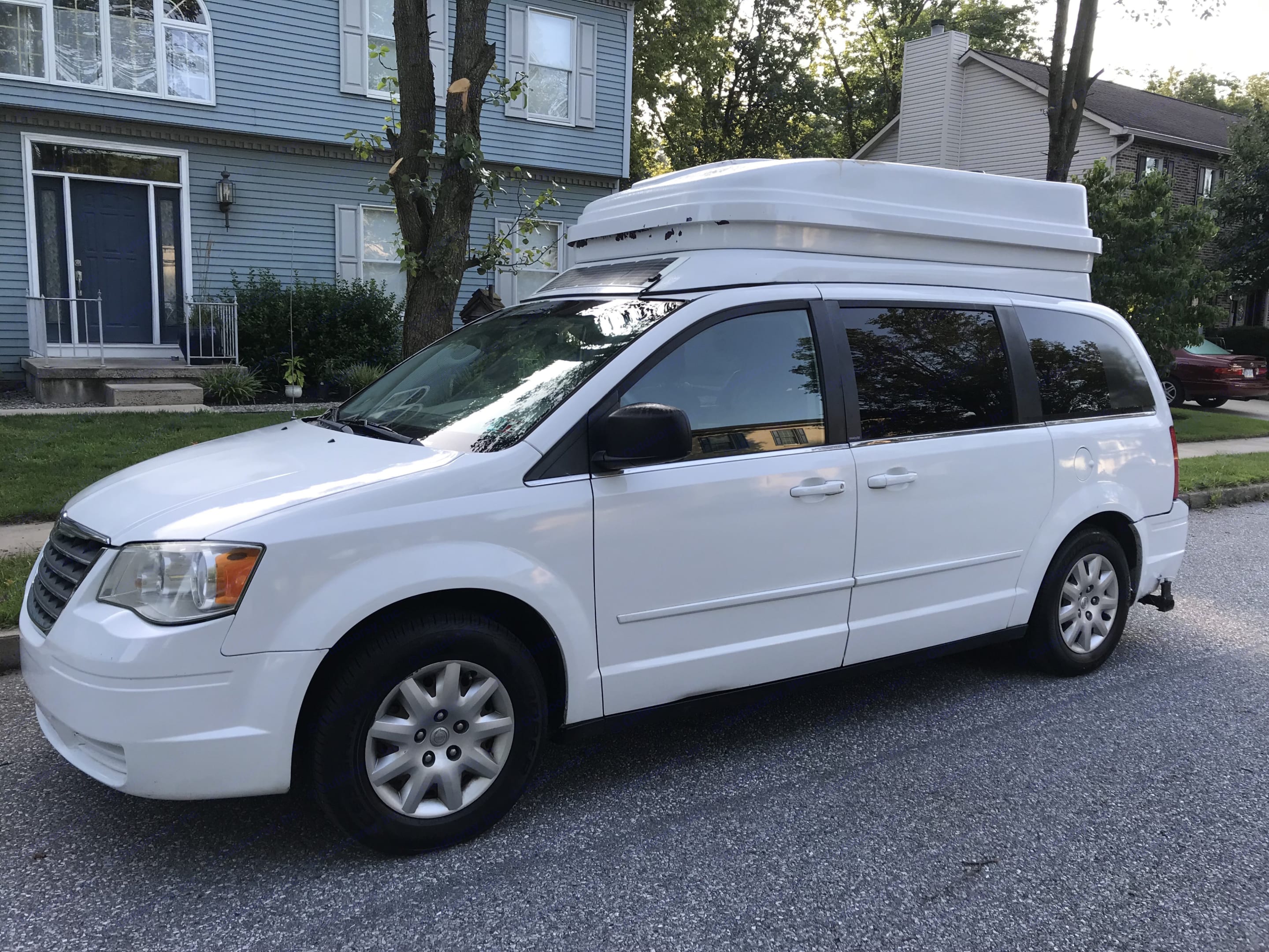 2010 Chrysler Town & Country Touring Camper Van Camper Van Rental in