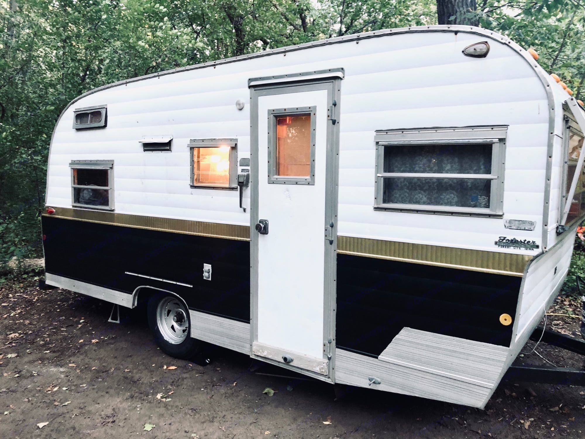 1968 Vintage Forester 17t Travel Trailer Rental in St Louis Park, MN