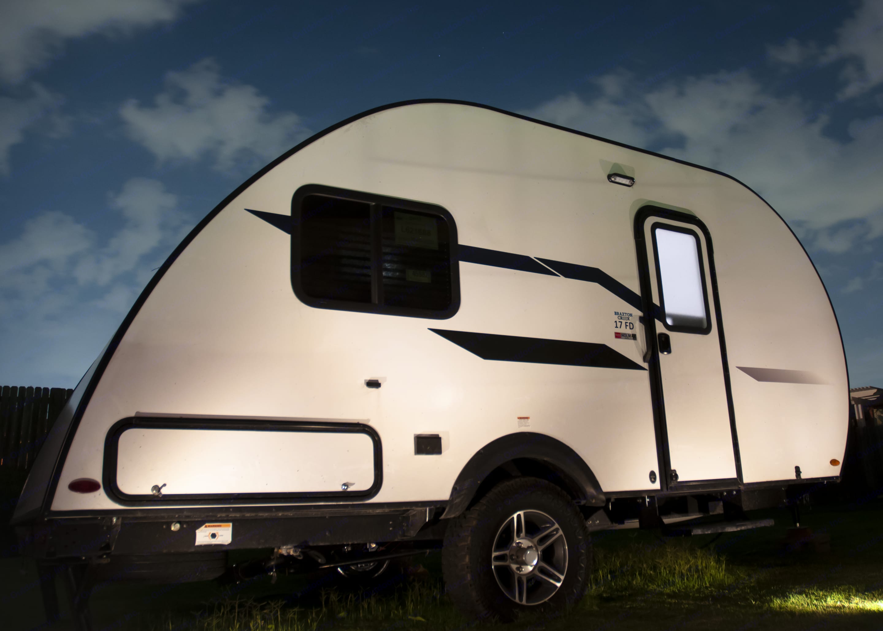 2021 Bushwhacker Plus 17fd Trailer Rental In Katy Tx Outdoorsy