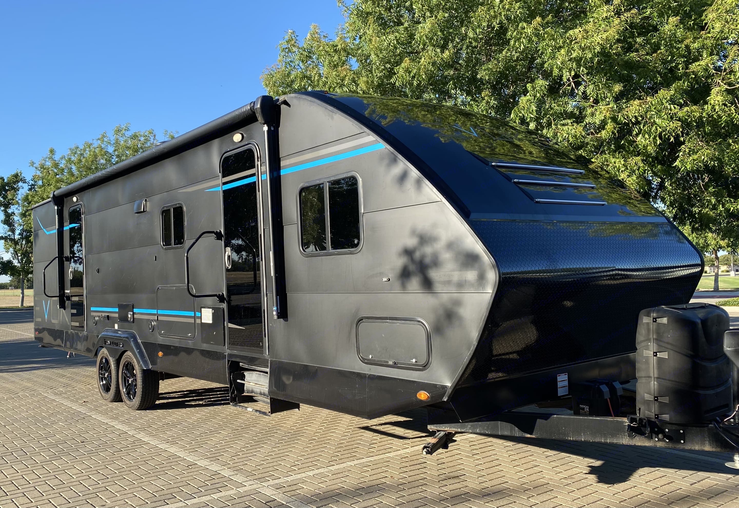 evoke travel trailer model b