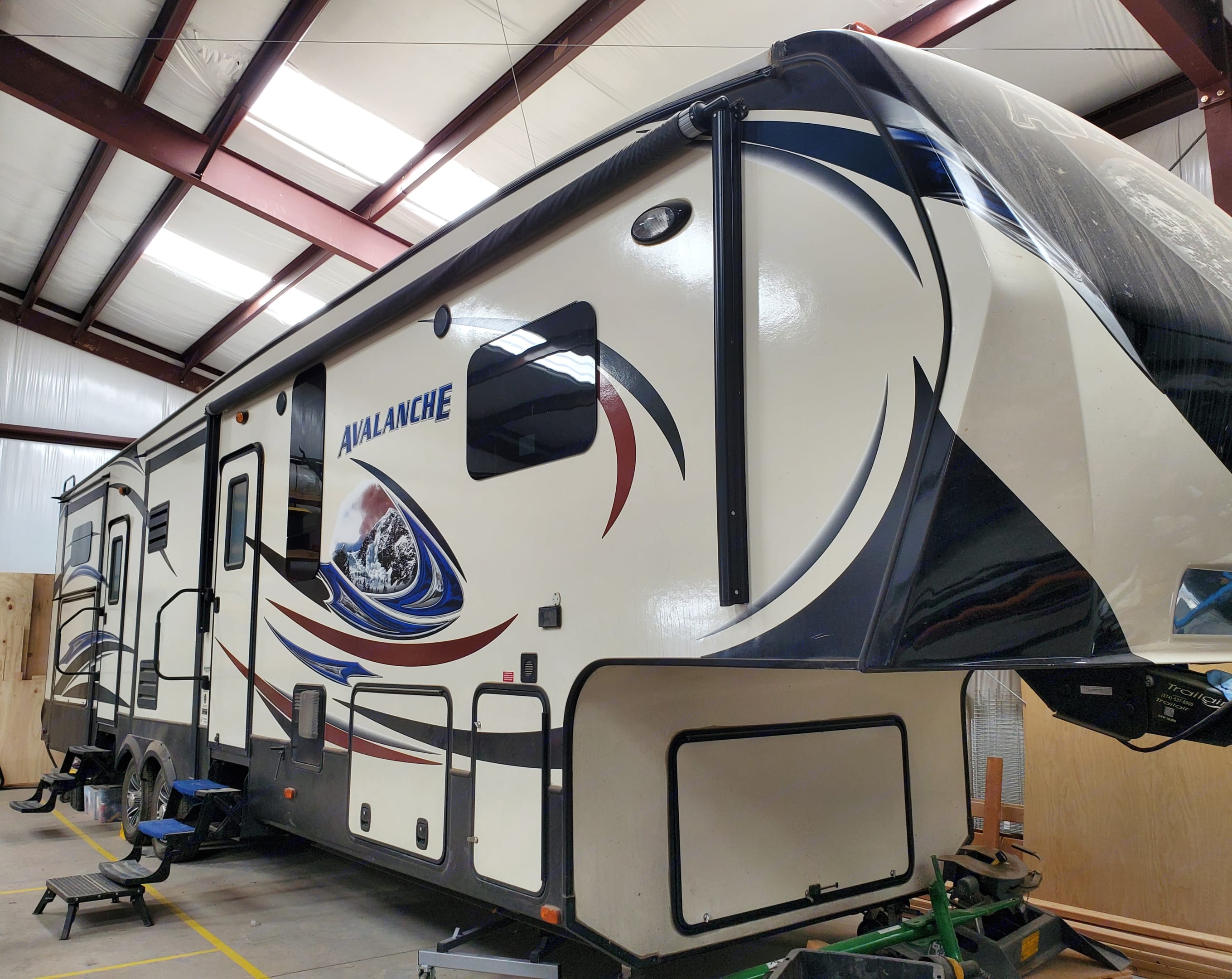 2014 Keystone Avalanche FifthWheel Rental in Panguitch, UT Outdoorsy