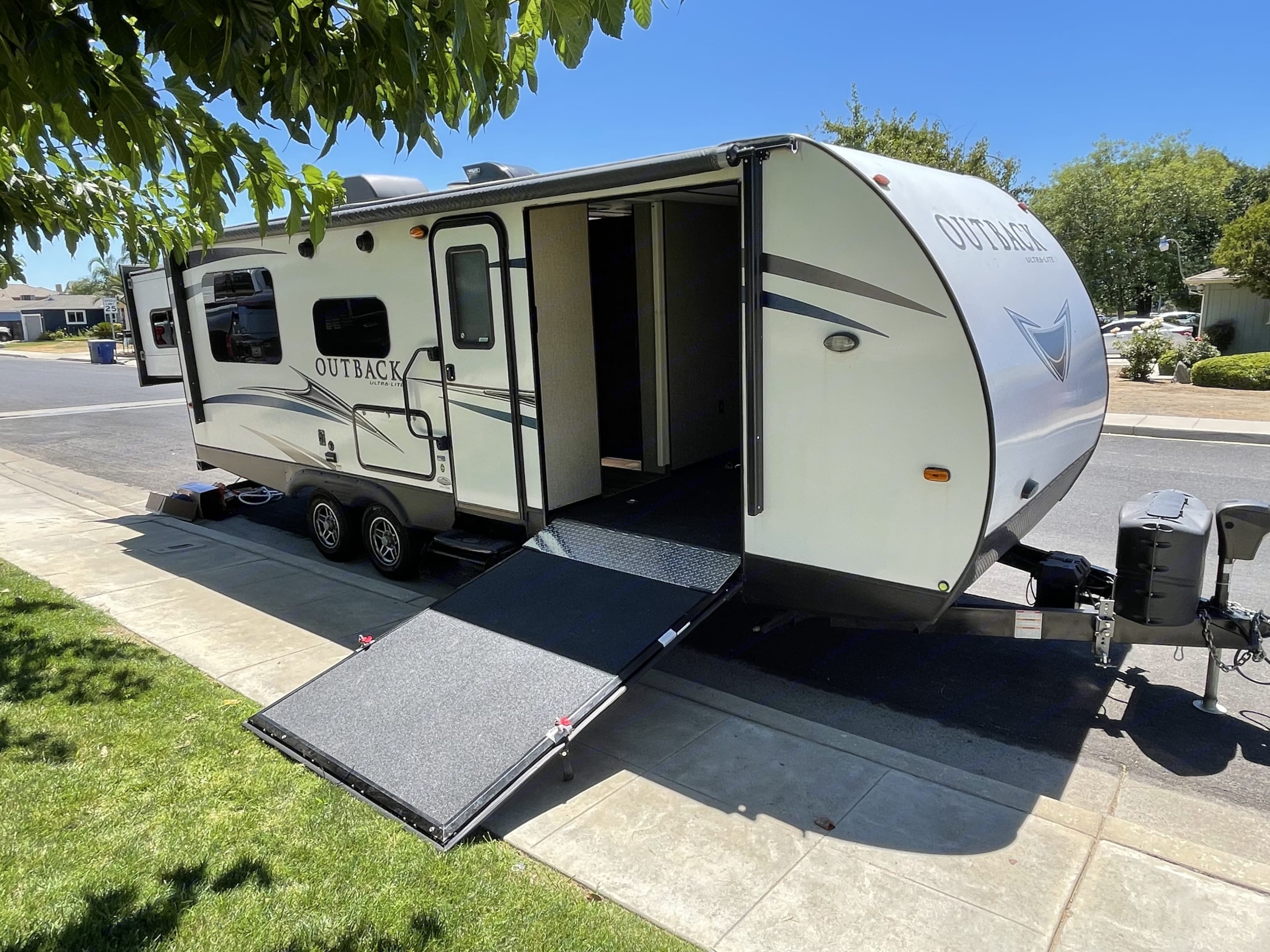 2018 Keystone Outback Toy Hauler Rental in Clovis, CA Outdoorsy
