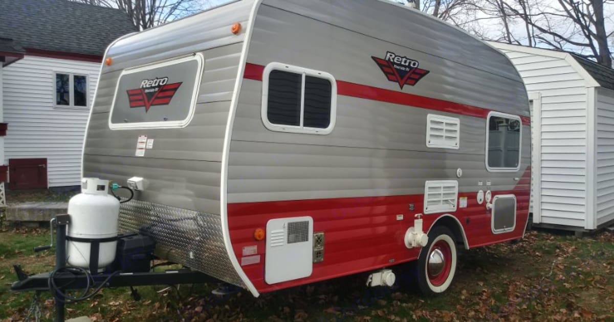 2018 Riverside RV Retro Travel trailer Rental in Concord, NH | Outdoorsy