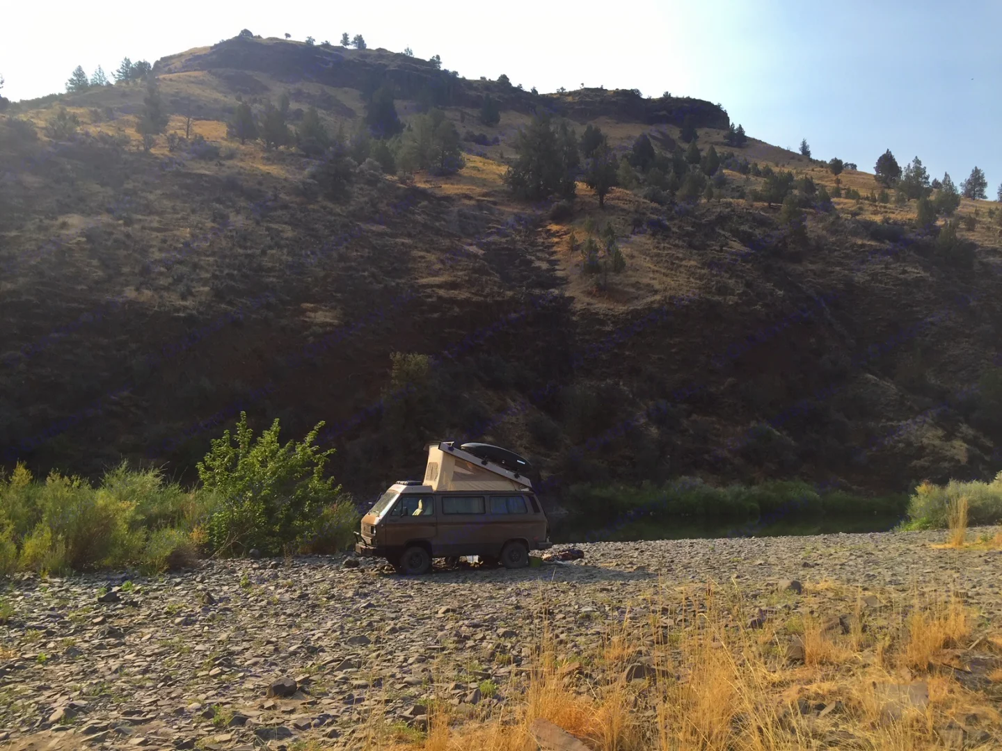 1985 Volkswagen Vanagon Camper van Rental in Seattle, WA Outdoorsy