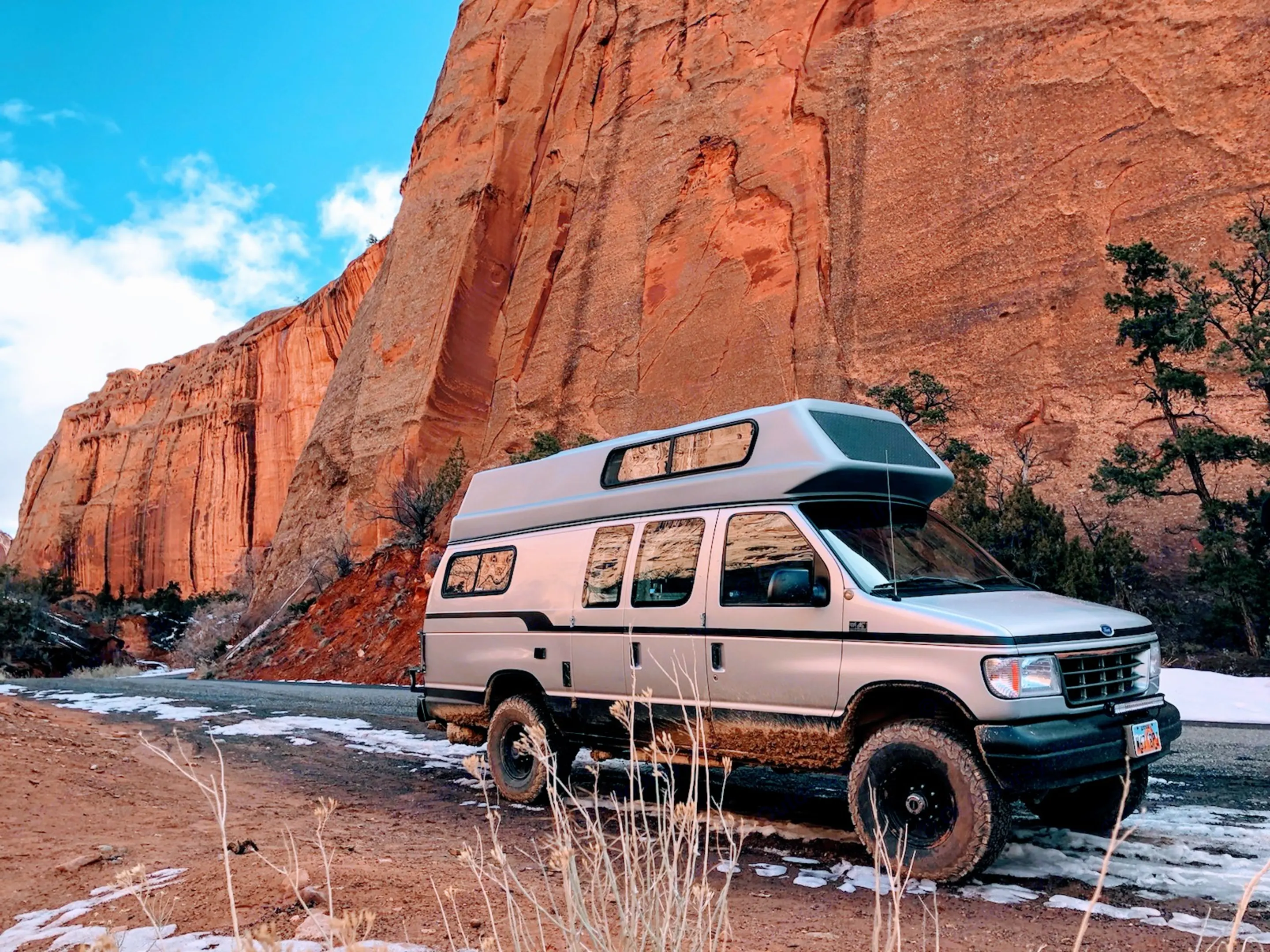 Sportsmobile 4x4 Sportsmobile Pop Top Cost One-Owner 2002 Ford E