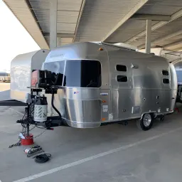 Recensisci la foto 1