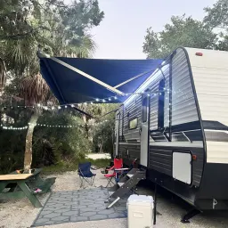 Recensisci la foto 1