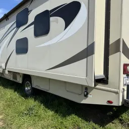 Recensisci la foto 5