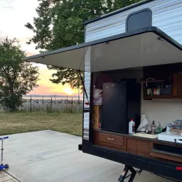 Recensisci la foto 1