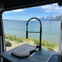 Recensisci la foto 1