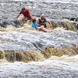 Recensisci la foto 6