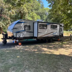 Recensisci la foto 1