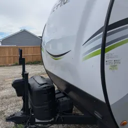 Recensisci la foto 4