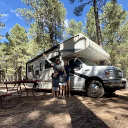 Recensisci la foto 1