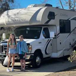 Recensisci la foto 1