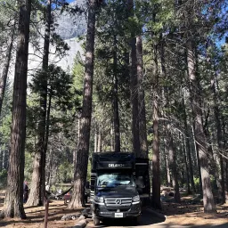 Recensisci la foto 1