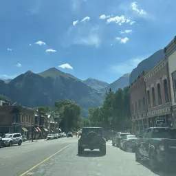 Recensisci la foto 1