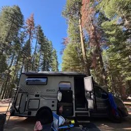 Recensisci la foto 1