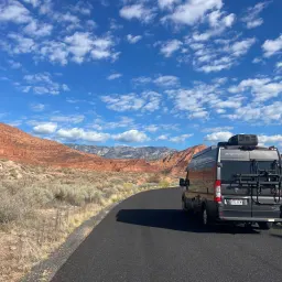 Recensisci la foto 1