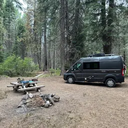 Recensisci la foto 1