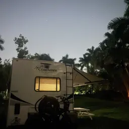 Recensisci la foto 2