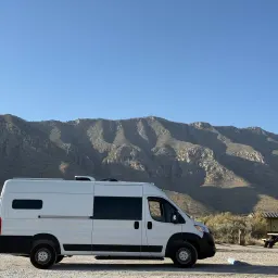 Recensisci la foto 1