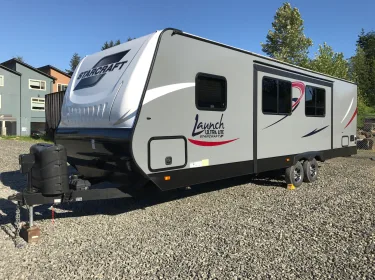 2016 Starcraft Launch Travel trailer rental in Chelan, WA
