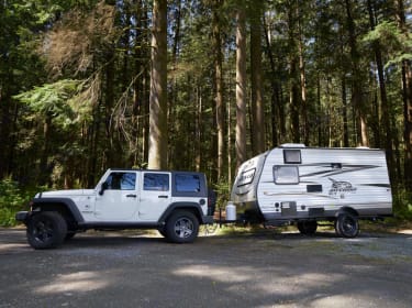 2016 Jayco Baja 154BH Travel trailer rental in Langley Township, BC