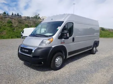 2019 Wayfarer Walt Camper van rental in Youngstown, OH