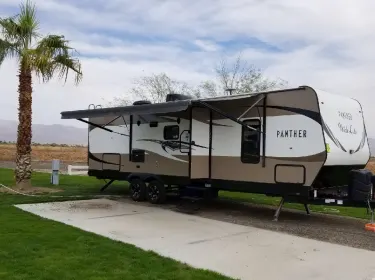 2019 Pacific Coachworks 28BHSS Travel trailer rental in Temecula, CA