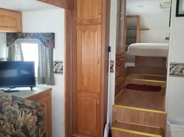 2002 Keystone Sprinter Fifth-wheel rental in Kernville, CA