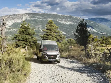 2020 Pilote V600 S Class B rental in Rueil-Malmaison