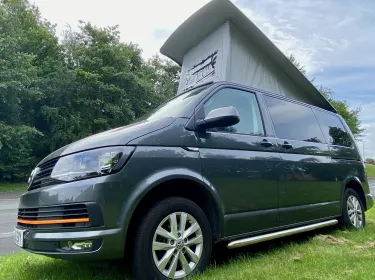 2022 Volkswagen Camper Camper van rental in Warrington, England