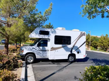 2017 Thor Motor Coach Majestic 19G Class C rental in Las Vegas, NV