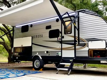 2021 Forest River Aurora 18BHS Travel trailer rental in Casselberry, FL