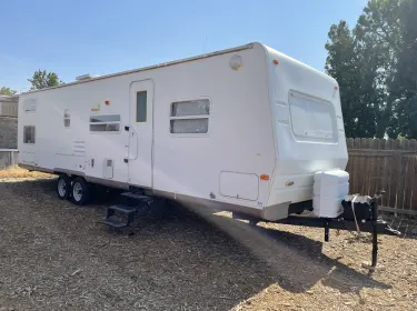 2007 Forest River Rockwood Lite Travel trailer rental in Bakersfield, CA
