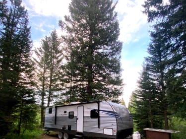 2021 Avenger LE Travel trailer rental in St. Anthony, ID