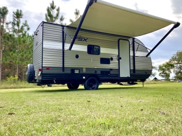 2018 Forest River Salem FSX Travel trailer rental in Glennville, Ga, GA